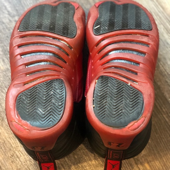 Size 8.5 Retro 2003 Flu Game Jordan 12’s $220 OBO - Picture 6 of 6